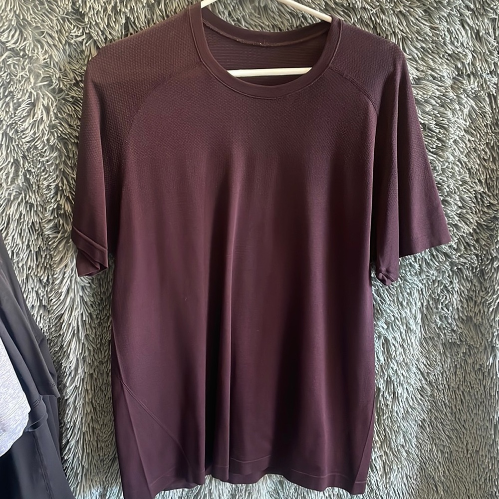 Lululemon Metal Vent Tech Short Sleeve